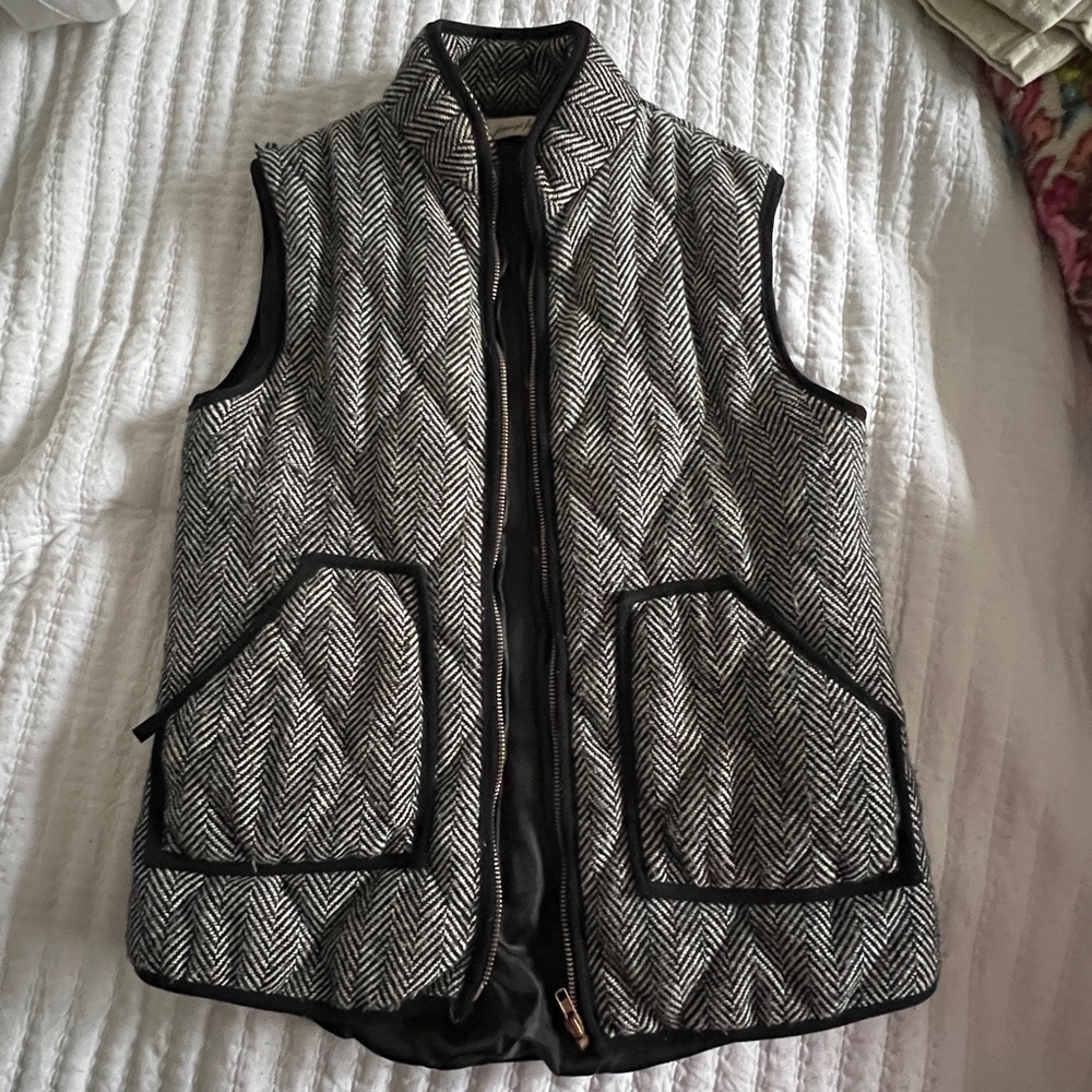 women’s herringbone fashion vest